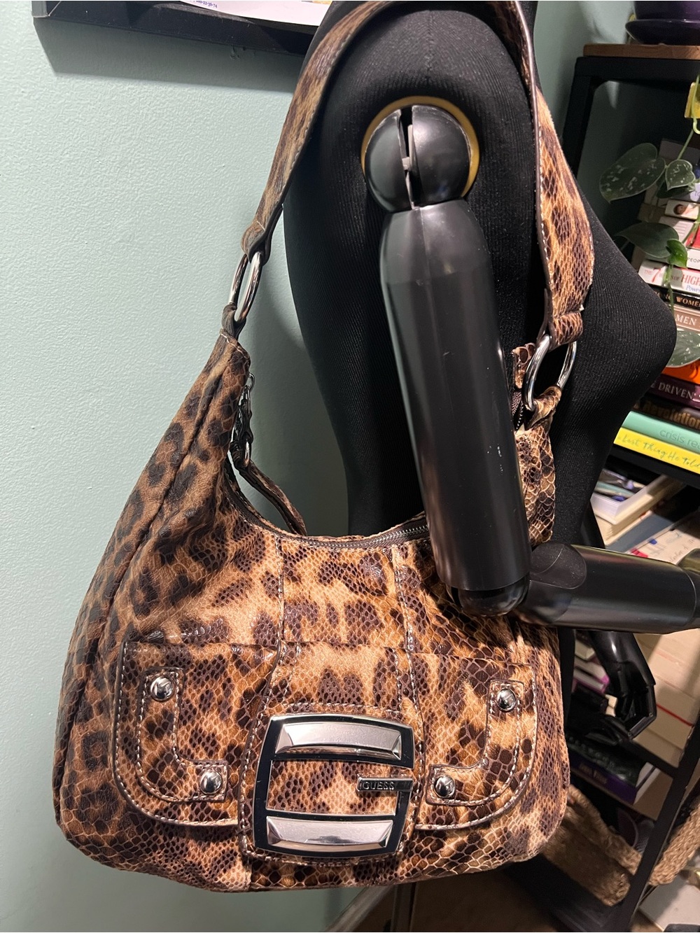 GUESS Vintage Y2K Cougar Leopard Print Faux Snakeskin Embossed Shoulder Bag Hobo